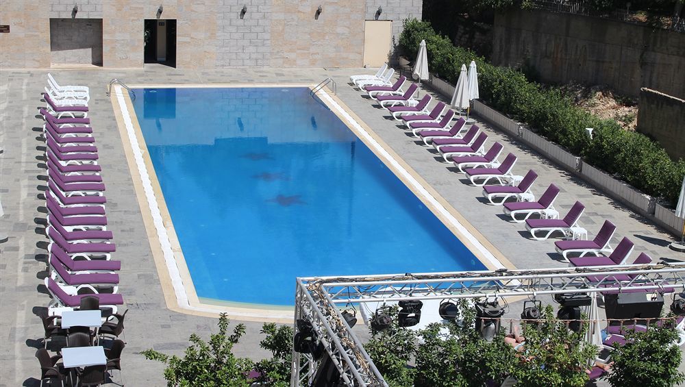 Grand Kadri Hotel - History Marked By Cristal Lebanon Zahlé Exterior foto